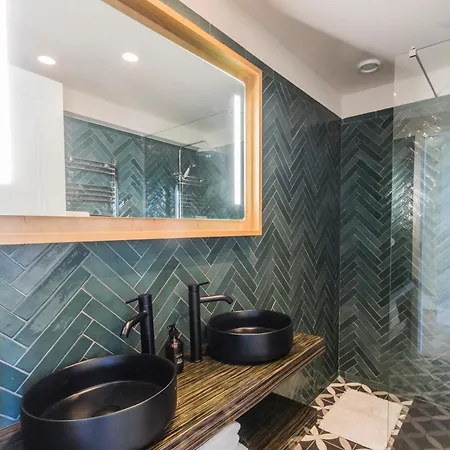 Santa Tecla - Esmeralda Apartman *